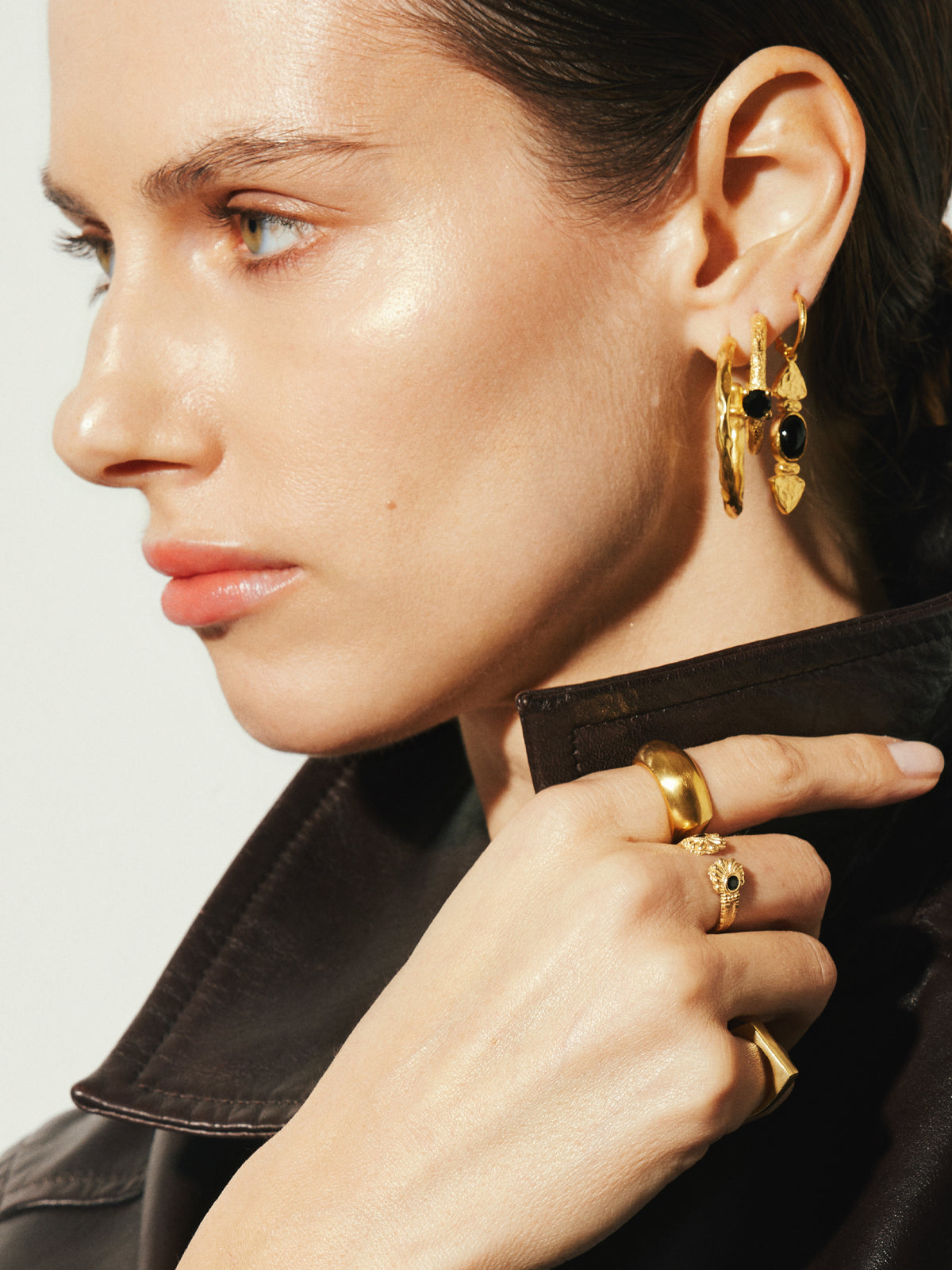Bodhita - MOKSHA BLACK EARRINGS
