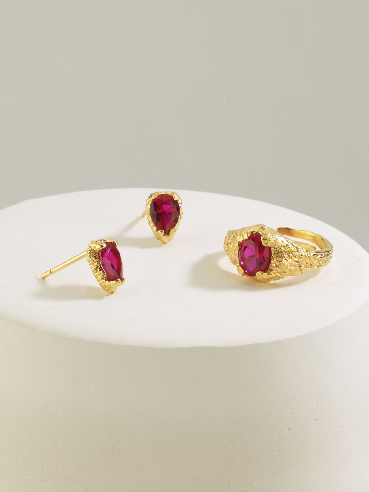 Bodhita - RUBY RING
