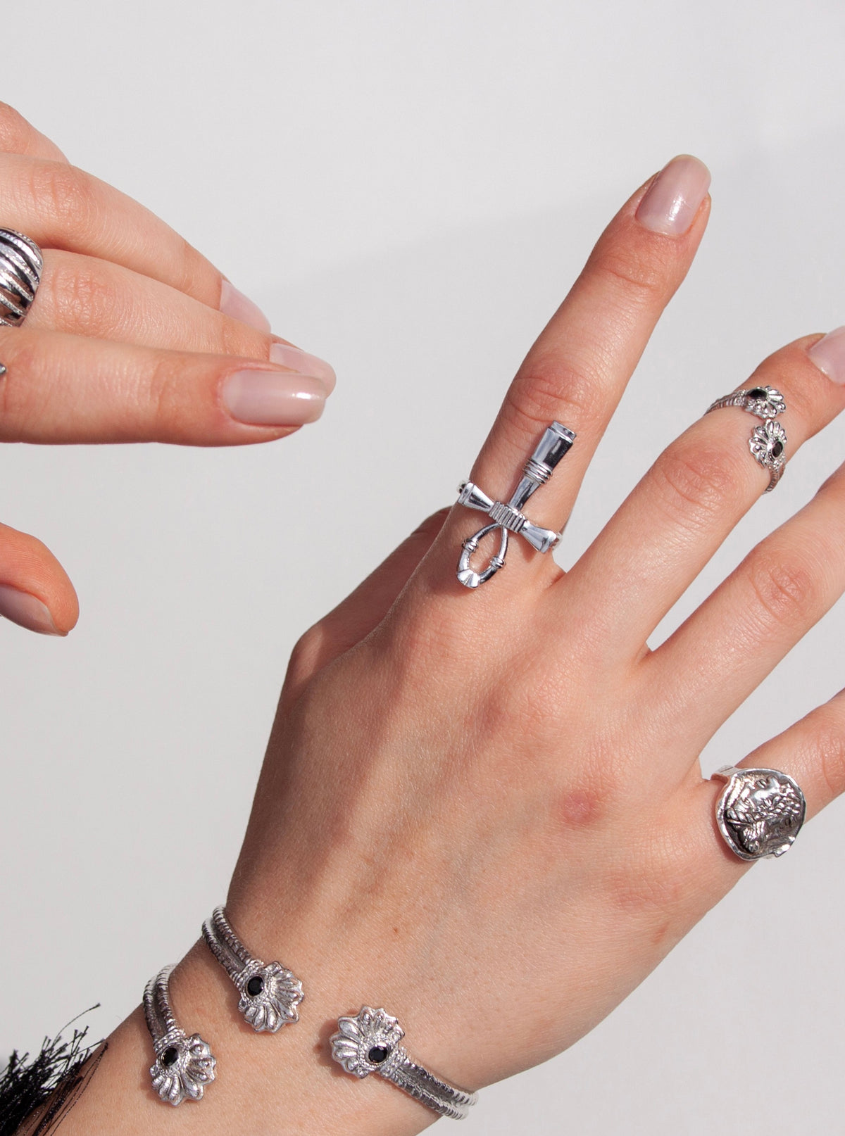 Bodhita - ANKH SILVER RING