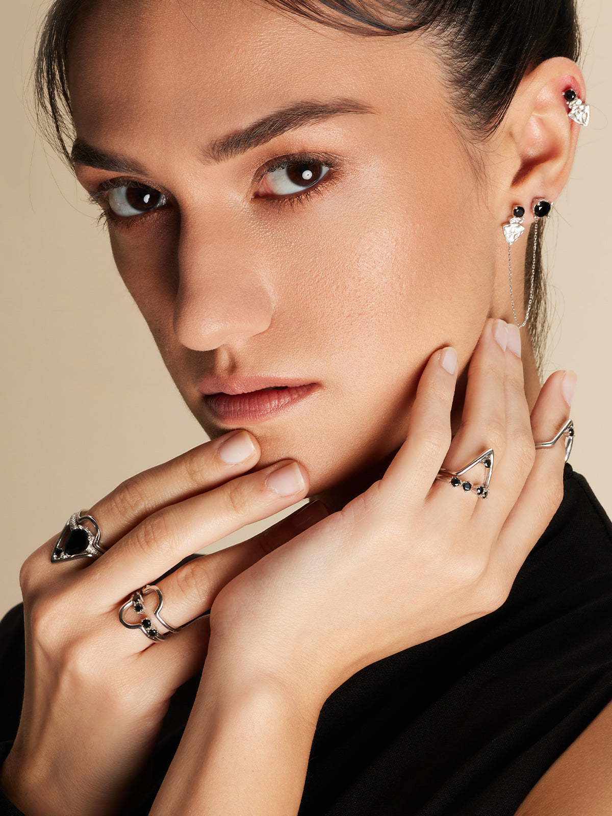 Bodhita - NADIA BLACK DUE SILVER EARRINGS