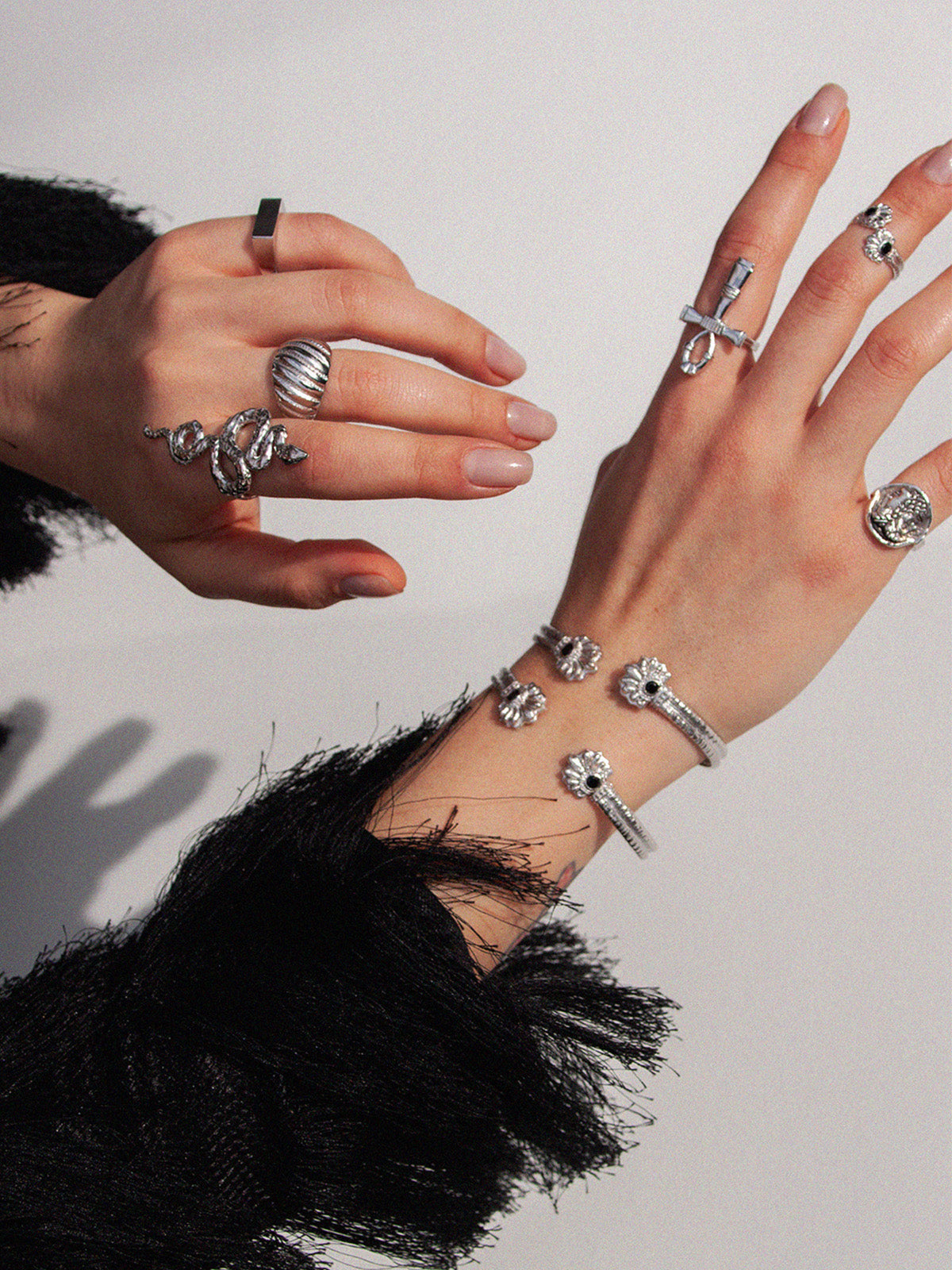 Bodhita - PALM SILVER BRACELET