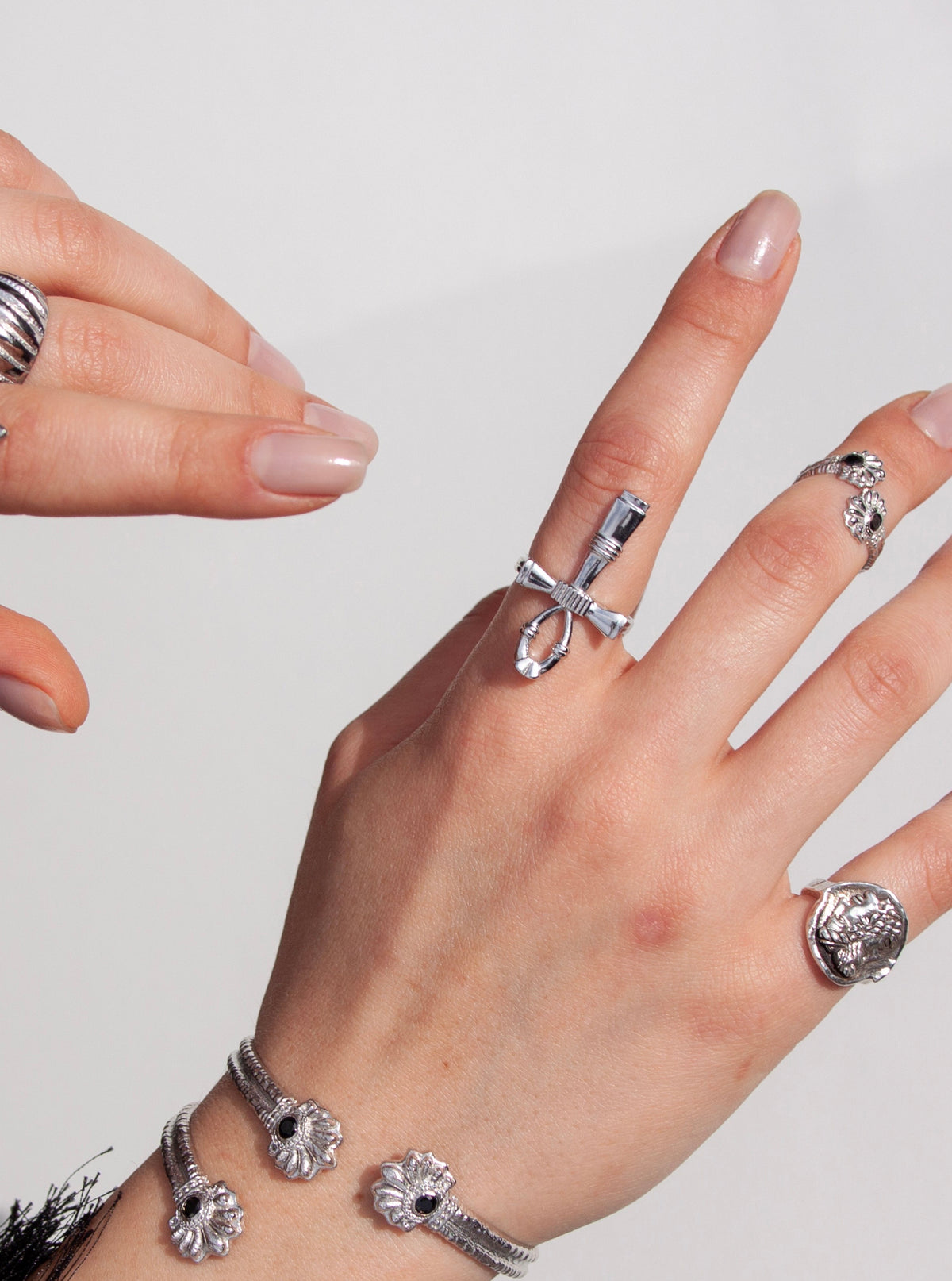 Bodhita - JANUS SILVER RING
