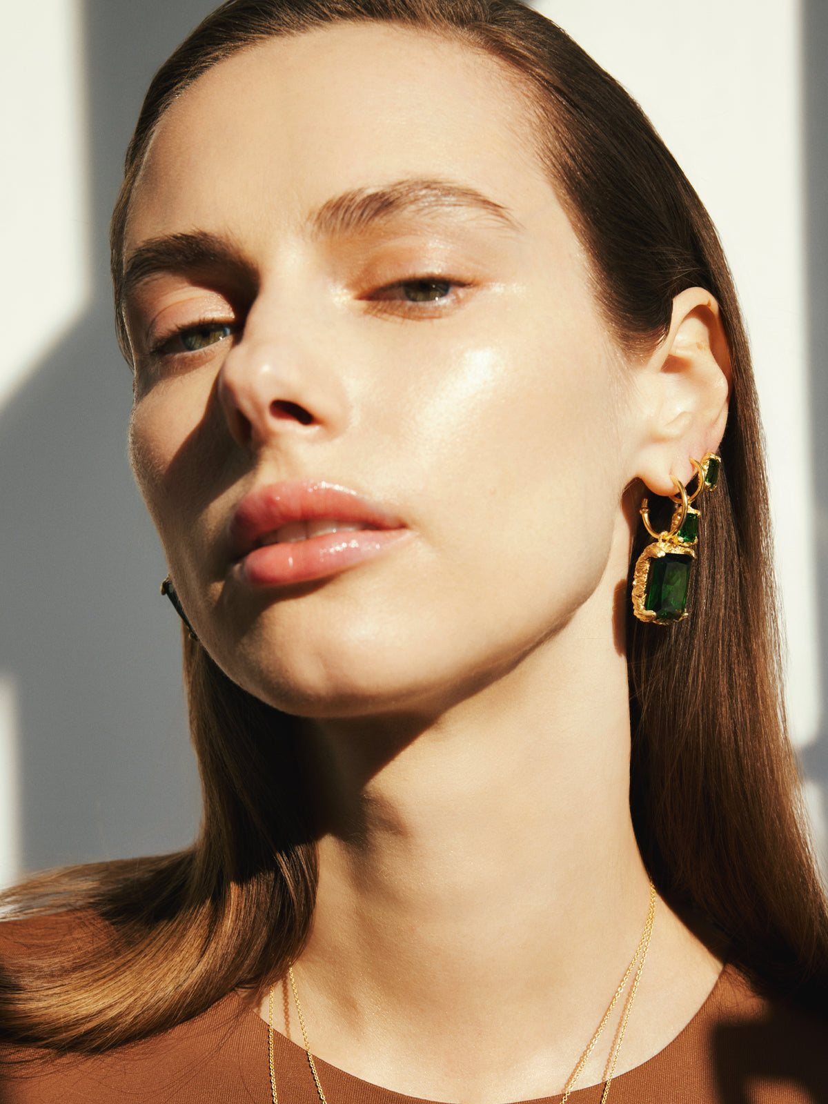 Bodhita - GRANDE EMERALD HOOP KÜPE