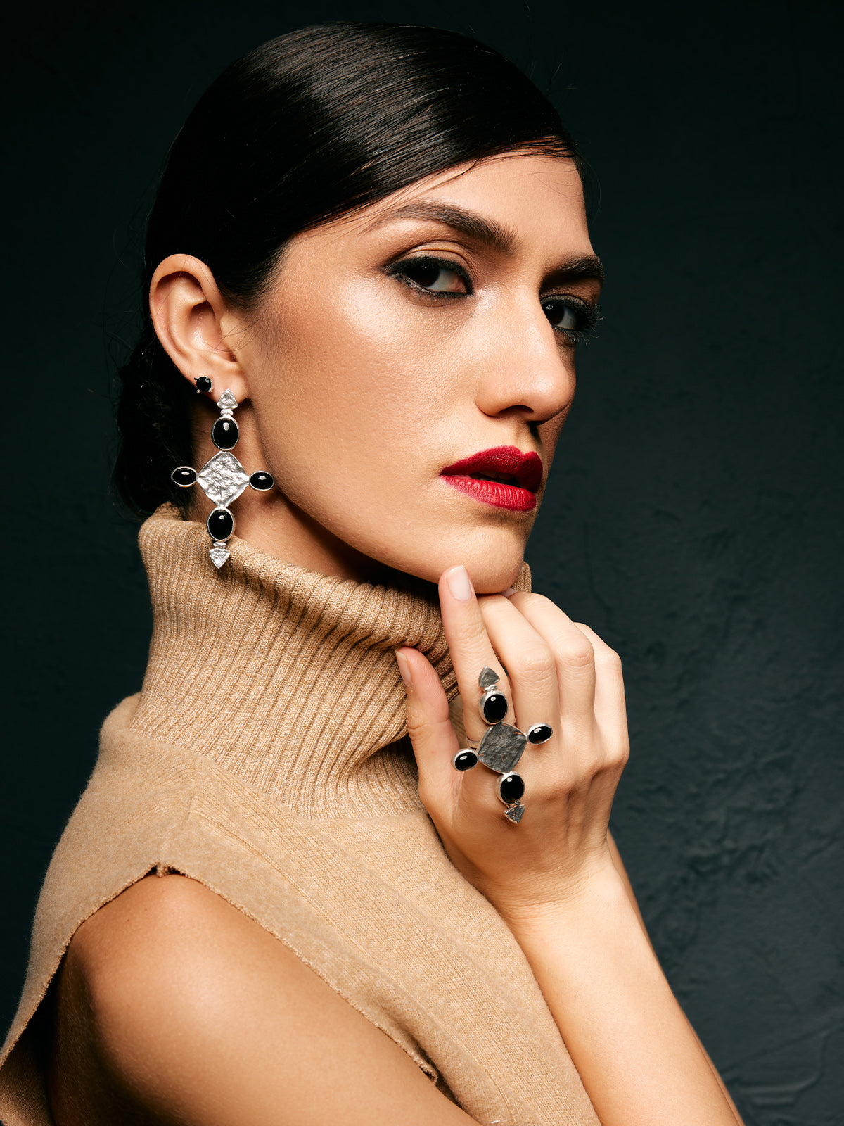 Bodhita - CARYA GÜMÜŞ PIN KÜPE