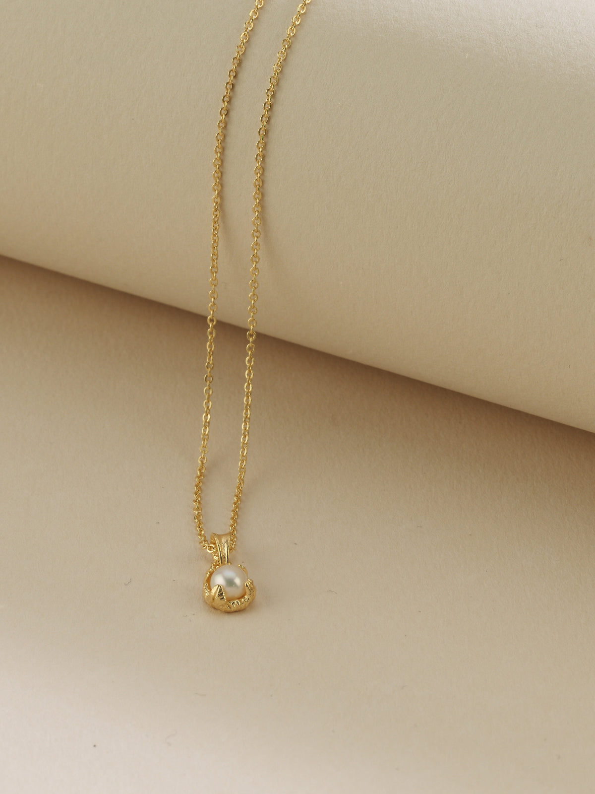 Bodhita - PEARL PENDANT