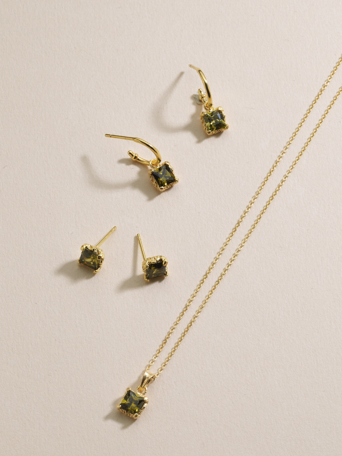 Bodhita - PERIDOT EARRINGS