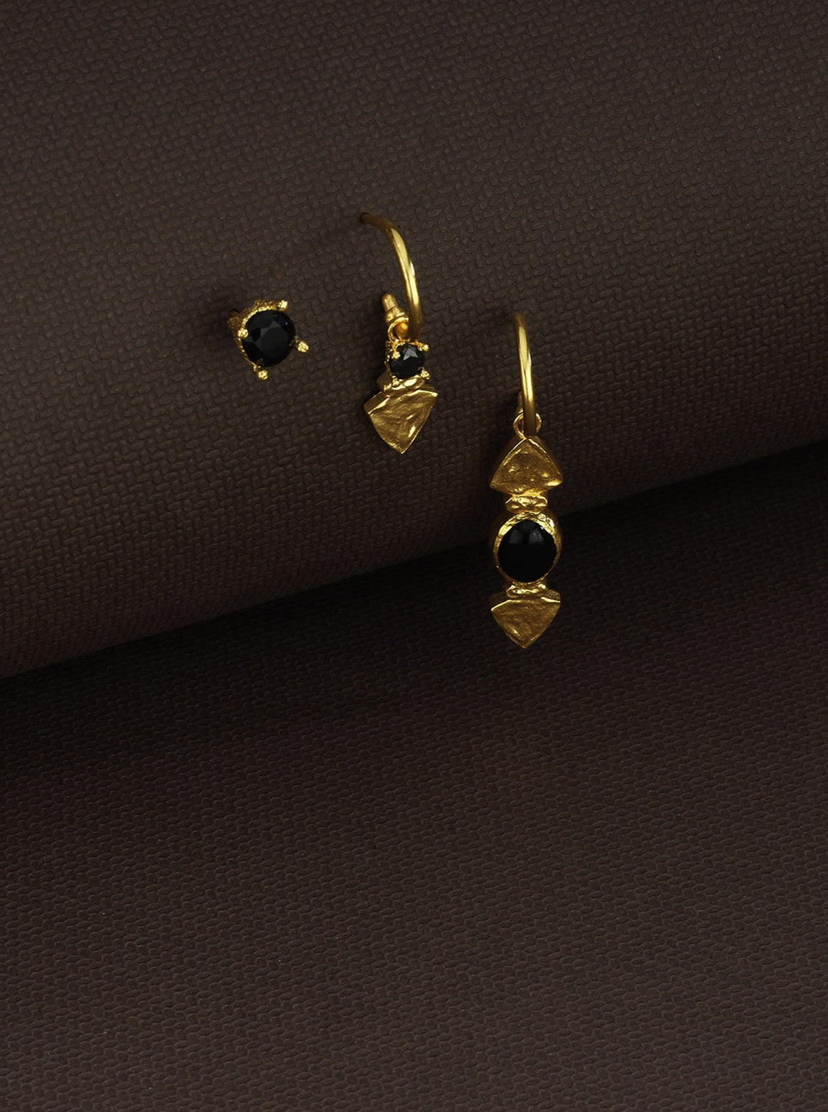 Bodhita - EOS BLACK EARRINGS