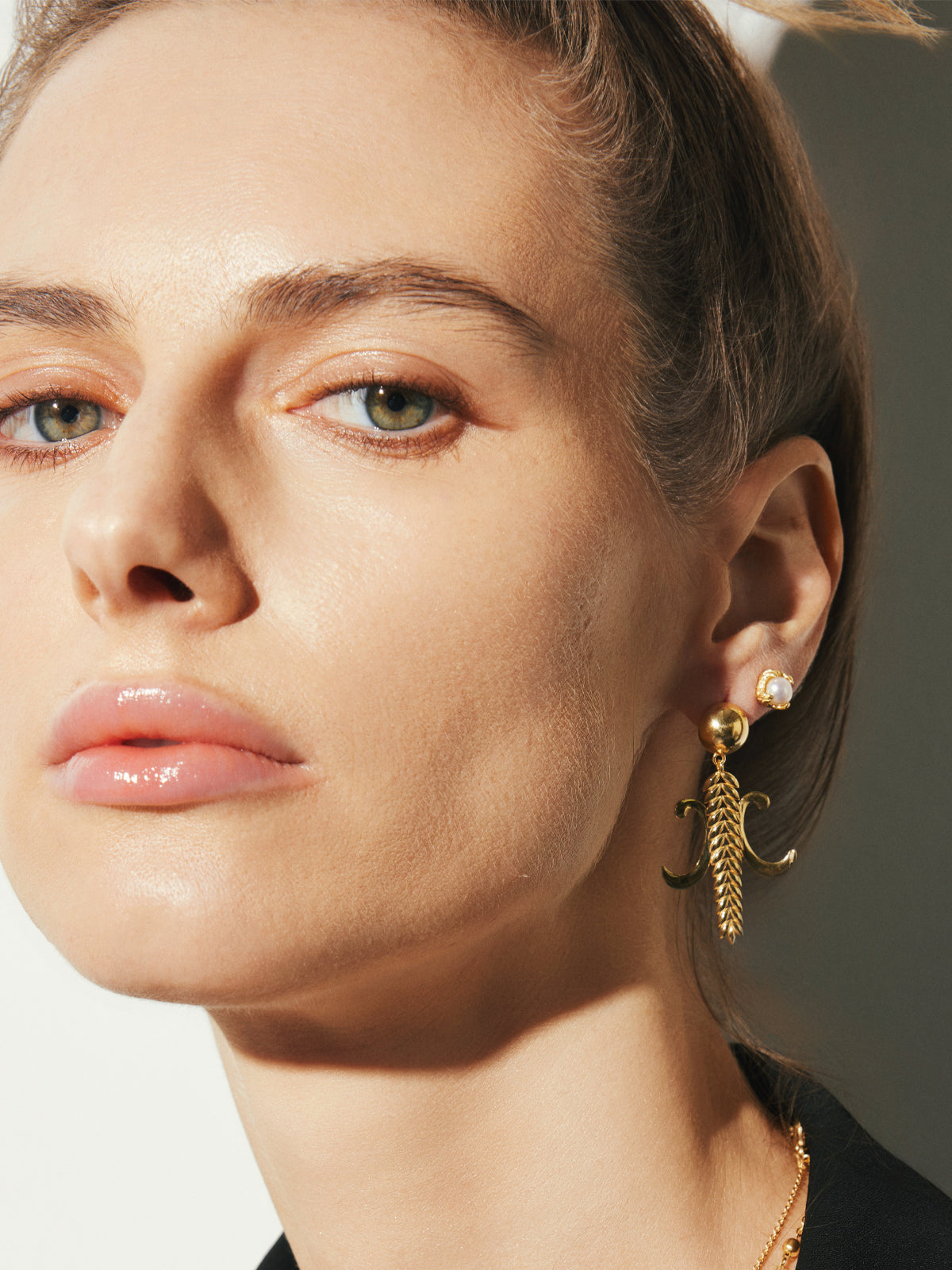 Bodhita - SHINY MACHA EARRINGS