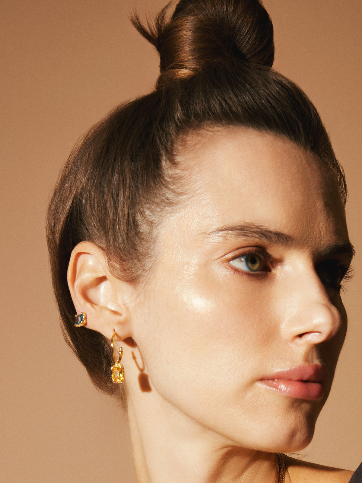 Bodhita - TOPAZ EARRINGS